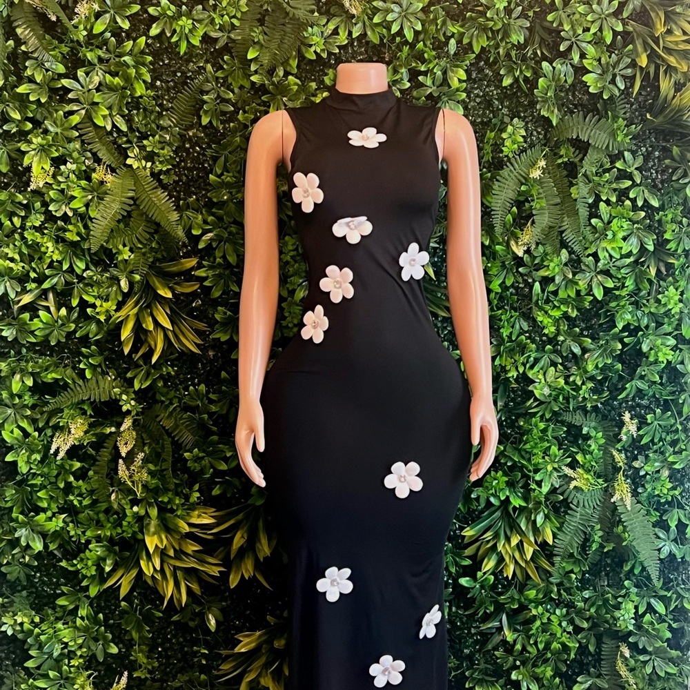 Black Floral Sleeveless Dress